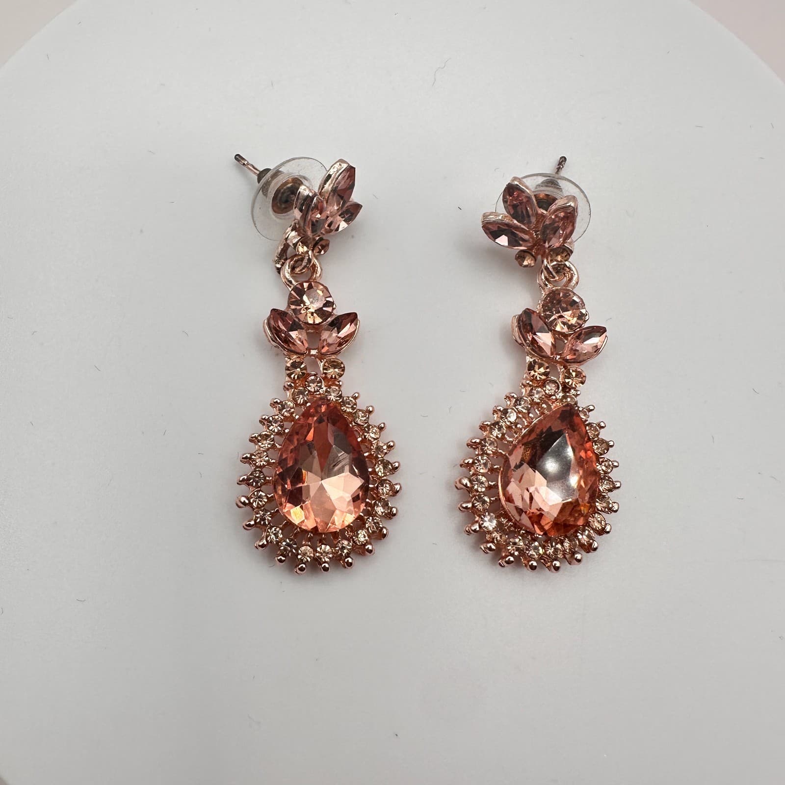 Vintage 80s Blush Rose Chandelier Earrings Bridal Style Drop Classic Jewelry - Thumbnail 2