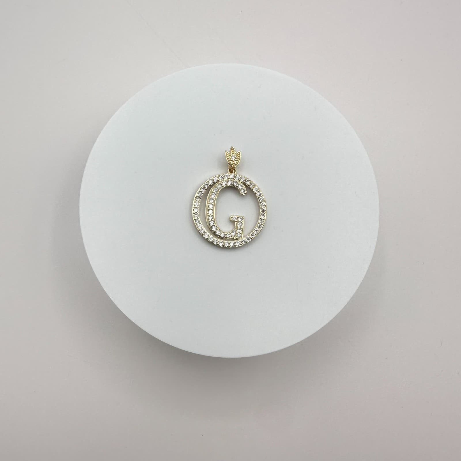 Vintage Y2K Gold Tone Clear Rhinestones Initial G Circle Pendant Women's Jewelry - Thumbnail 3