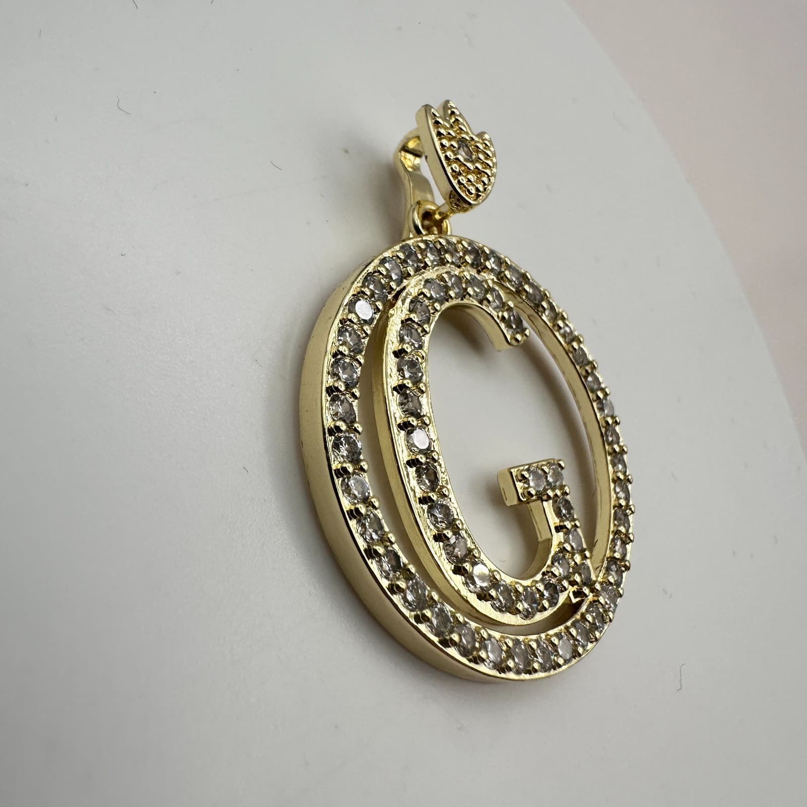 Vintage Y2K Gold Tone Clear Rhinestones Initial G Circle Pendant Women's Jewelry - Thumbnail 4