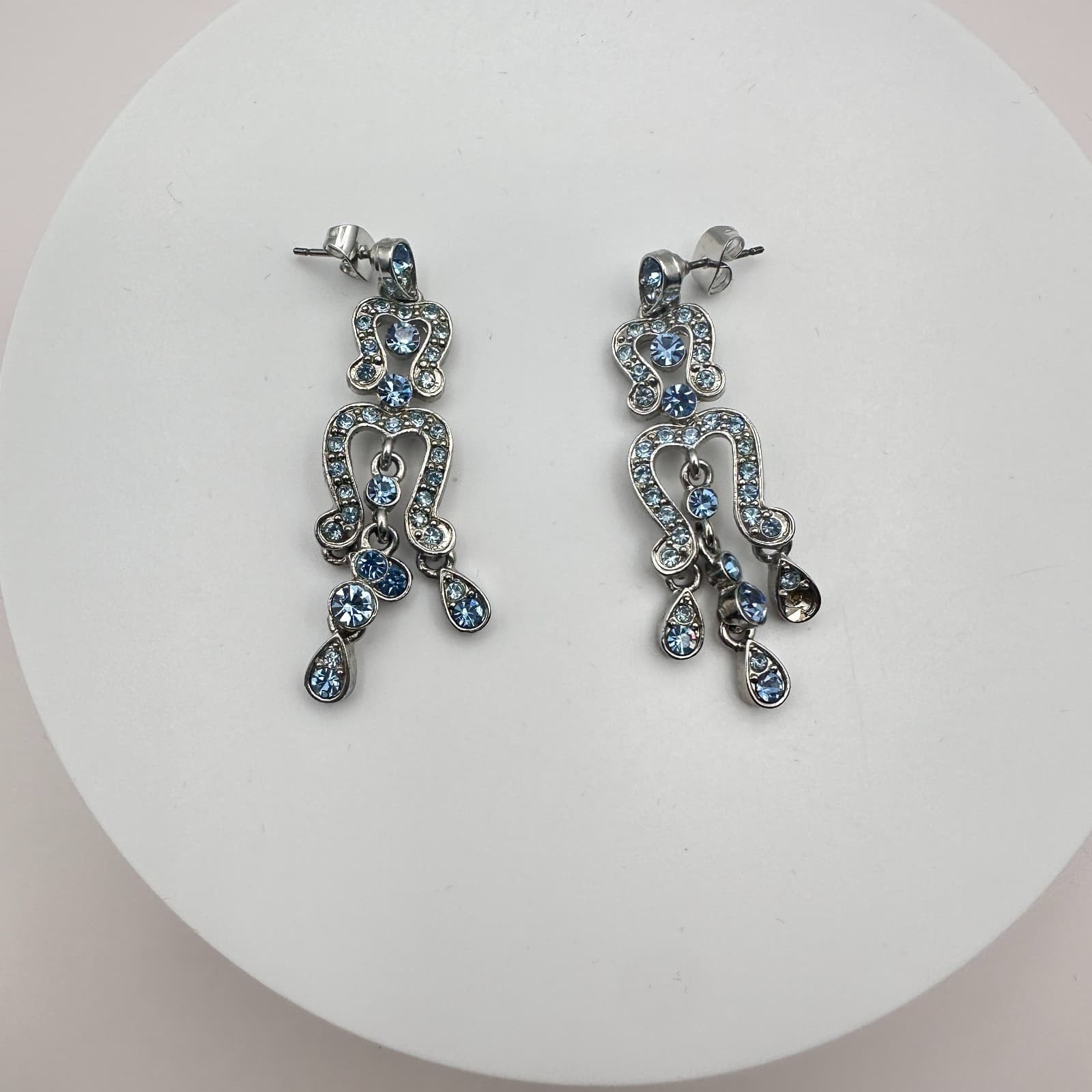 Vintage 80s Blue Topaz Rhinestone Earrings Silver Tone Dangle Retro Jewelry - Thumbnail 2