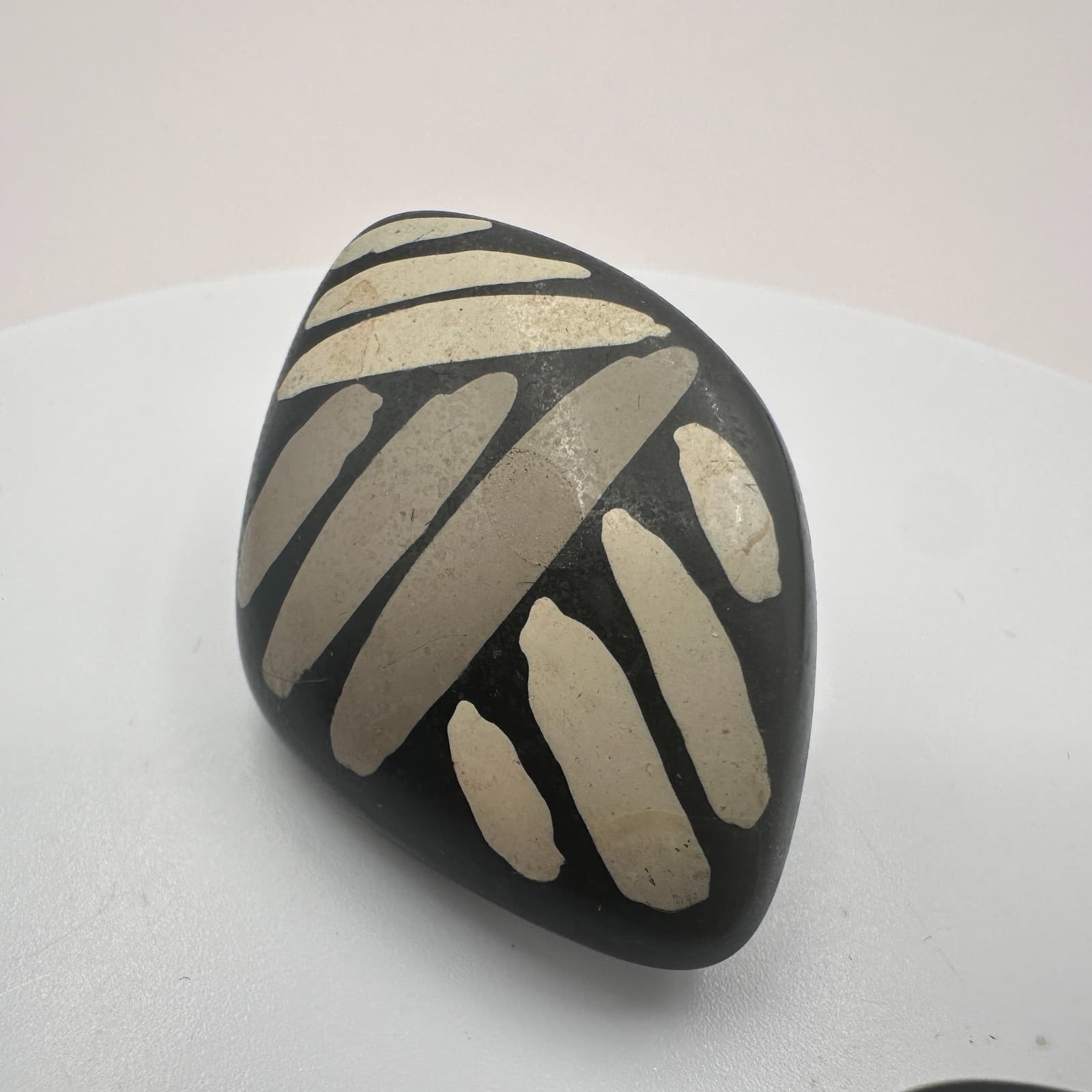 Vintage Y2K Silver Tone Black Beige Abstract Painted Oval Stud Earrings Jewelry - Thumbnail 5