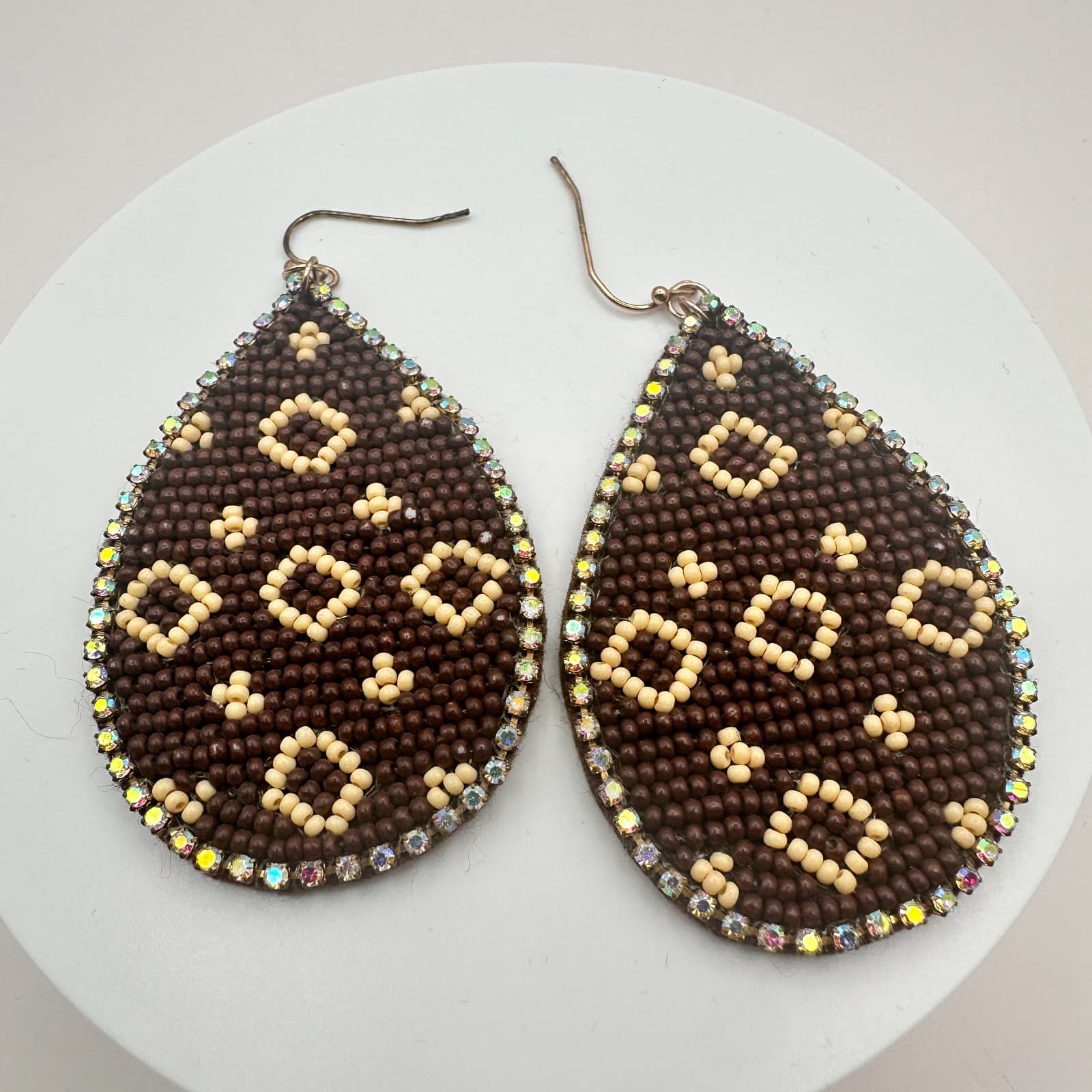 Vintage 90s Brown Cream Beaded Teardrop Dangle Earrings Women's Classic Jewelry - Thumbnail 3