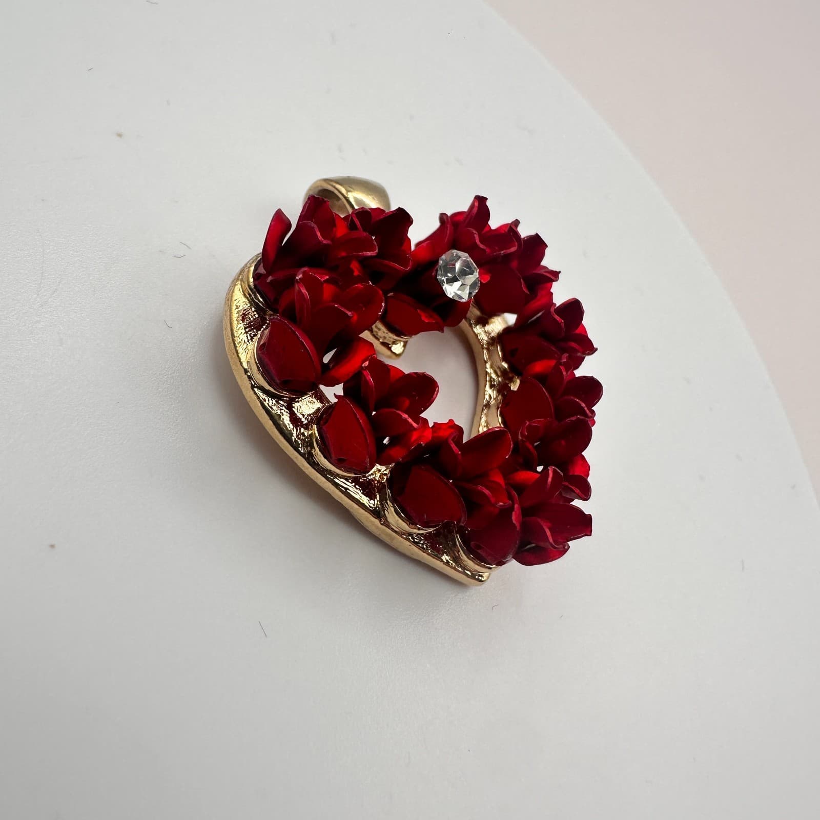Vintage Y2K Red Rose Clear Rhinestone Floral Heart Pendant Gold Tone Jewelry - Thumbnail 5