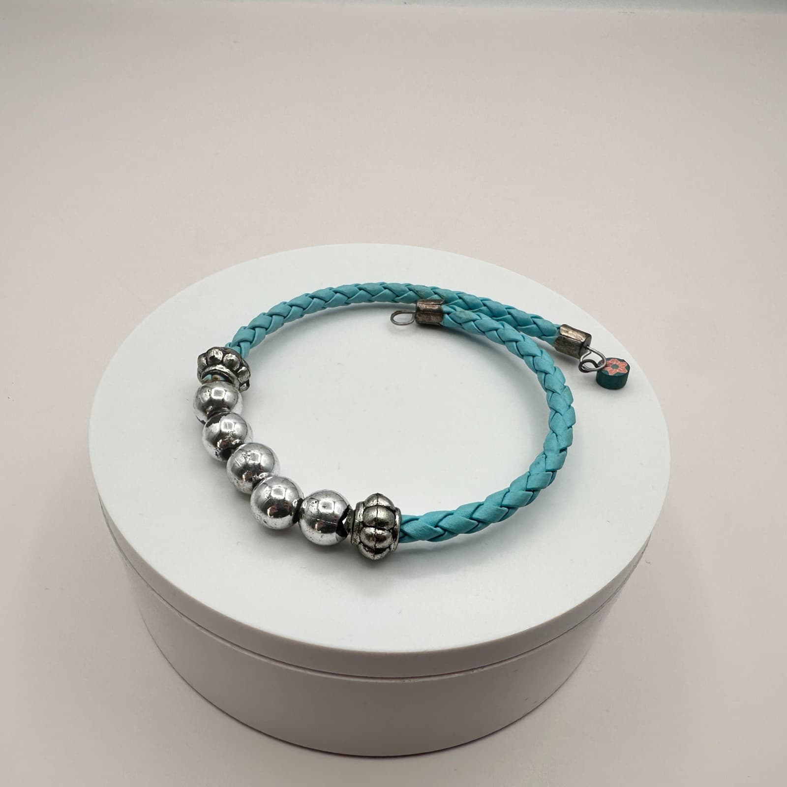 Vintage Y2K Silver Tone Beaded Leather Braided Bracelet Women's Classic Jewelry - Thumbnail 7