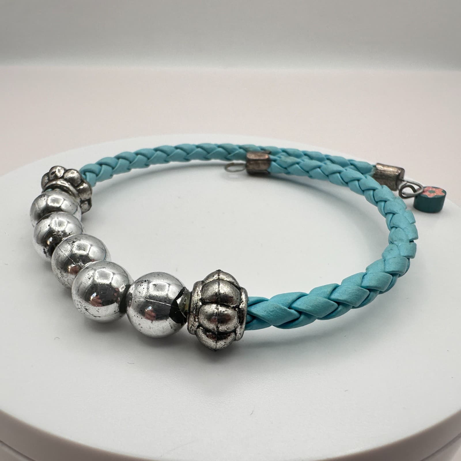 Vintage Y2K Silver Tone Beaded Leather Braided Bracelet Women's Classic Jewelry - Thumbnail 4