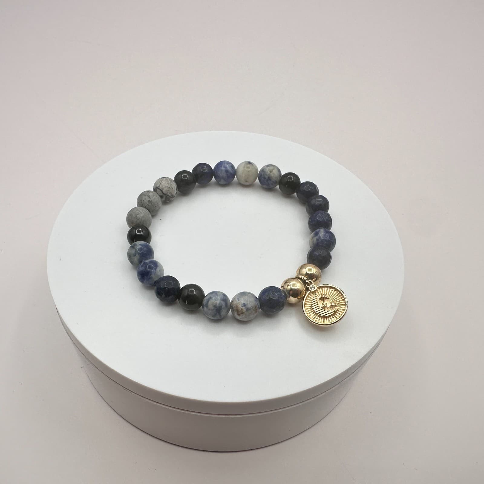 Vintage Y2K Gold Tone Moon Star Charm Beaded Bracelet Women's Classic Jewelry - Thumbnail 2