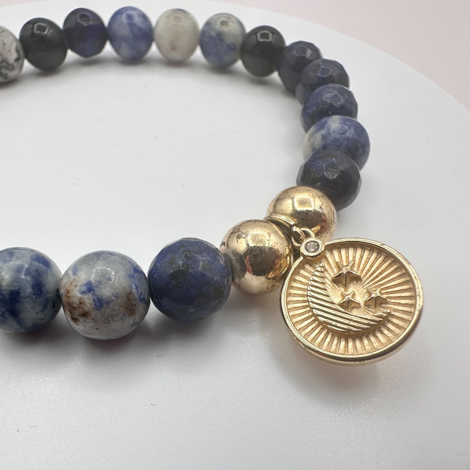 Vintage Y2K Gold Tone Moon Star Charm Beaded Bracelet Women's Classic Jewelry - Thumbnail 4