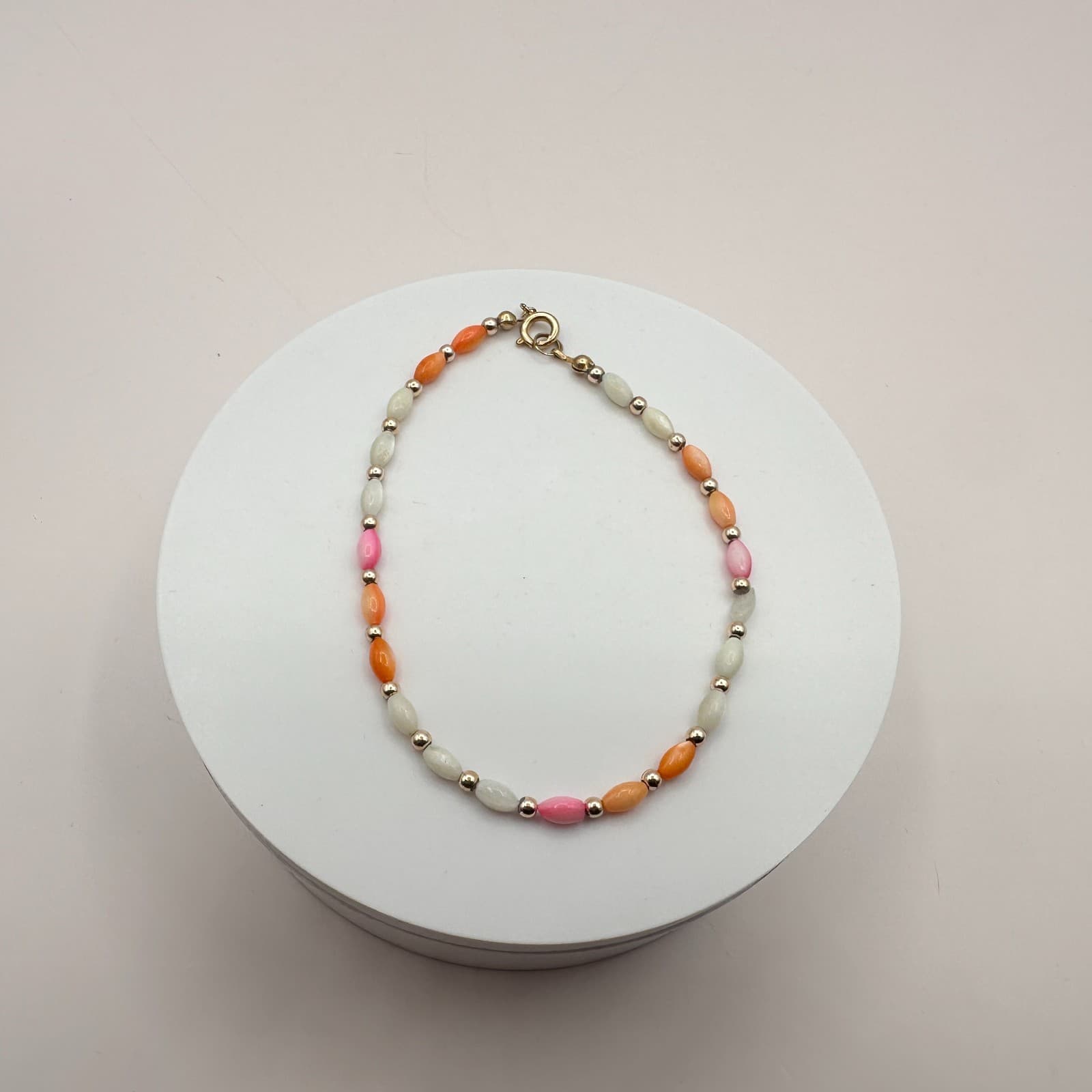 Vintage 90s Color-Full Pastel Glass Beaded Bracelet Gold Tone Classic Jewelry - Thumbnail 6