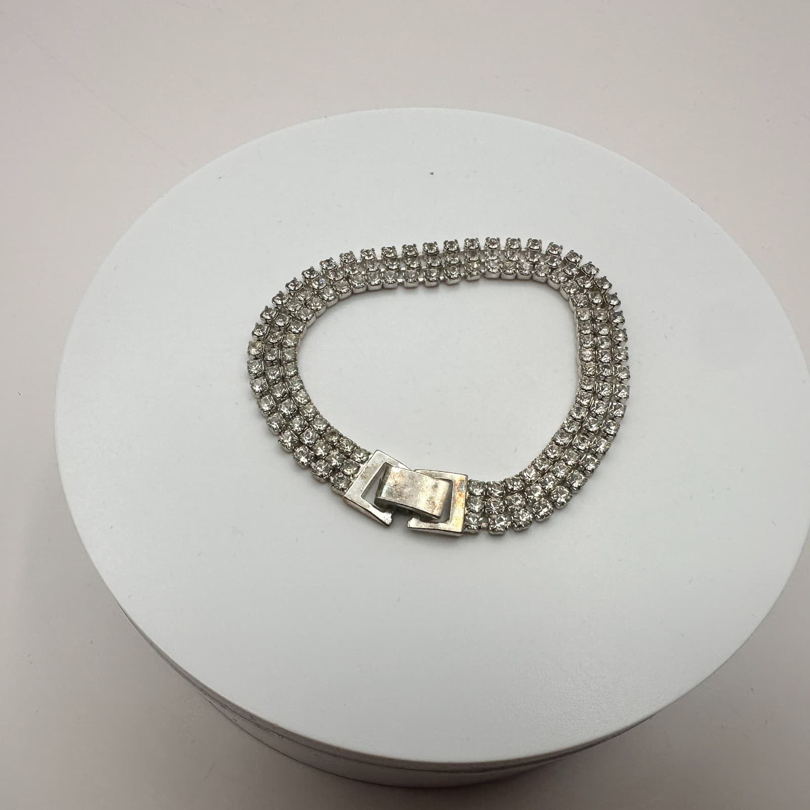 Vintage 50s Mid Century Clear Glass Silver Tone Tennis Bracelet Fashion Jewelry - Thumbnail 2