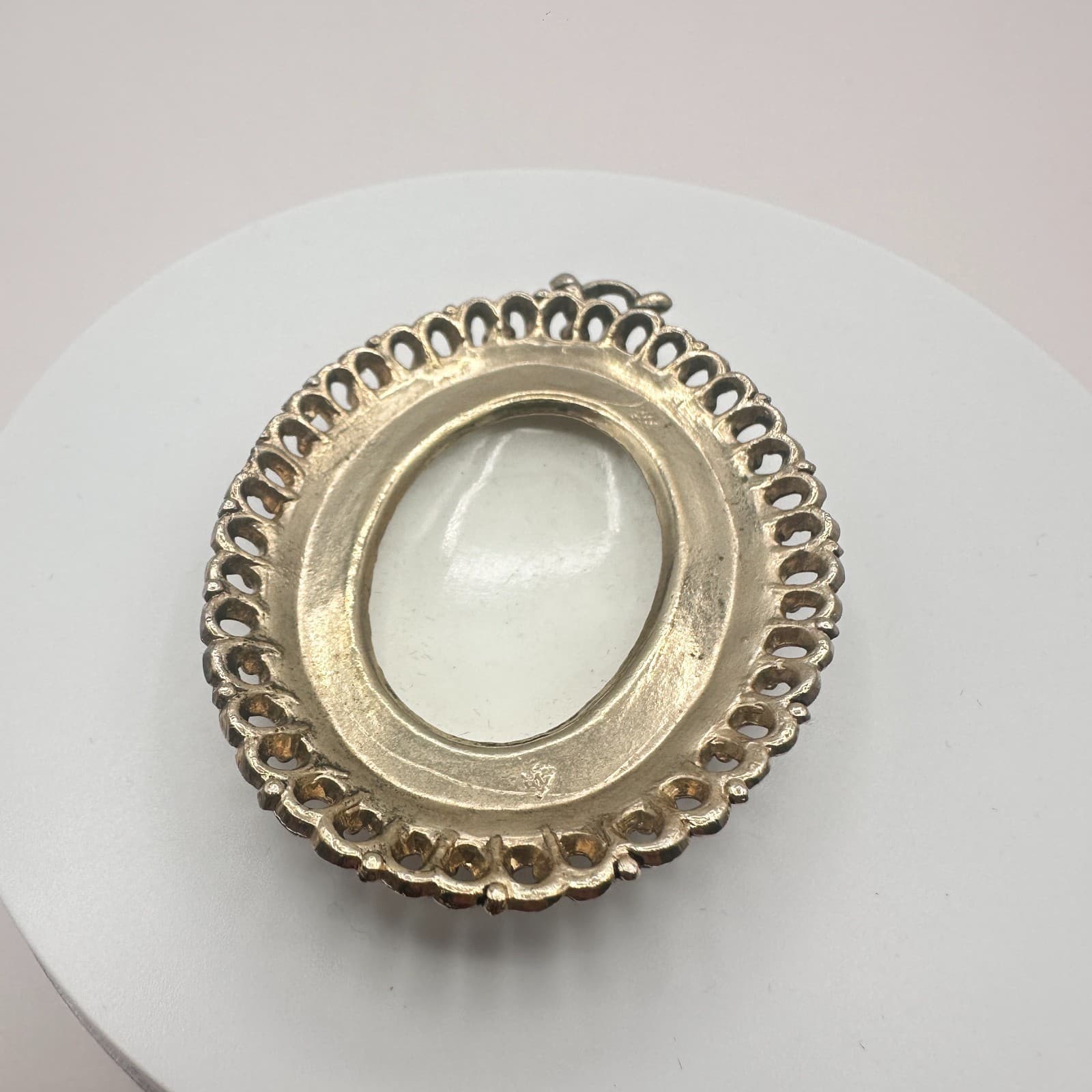 Vintage Y2K Silver Tone Cabochon White Oval Pendant Women's Classic Jewelry - Thumbnail 5