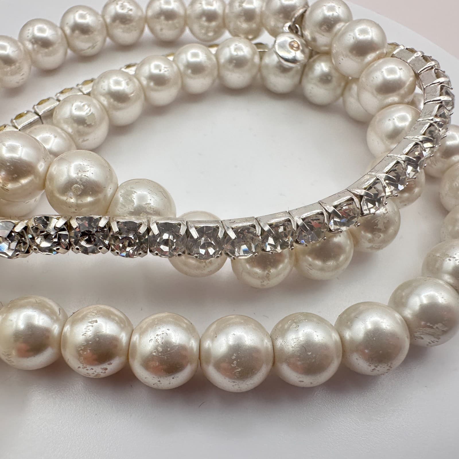 Vintage Y2K Silver Tone Rhinestone Faux Pearl Beaded Ribbon Bracelet Jewelry - Thumbnail 5