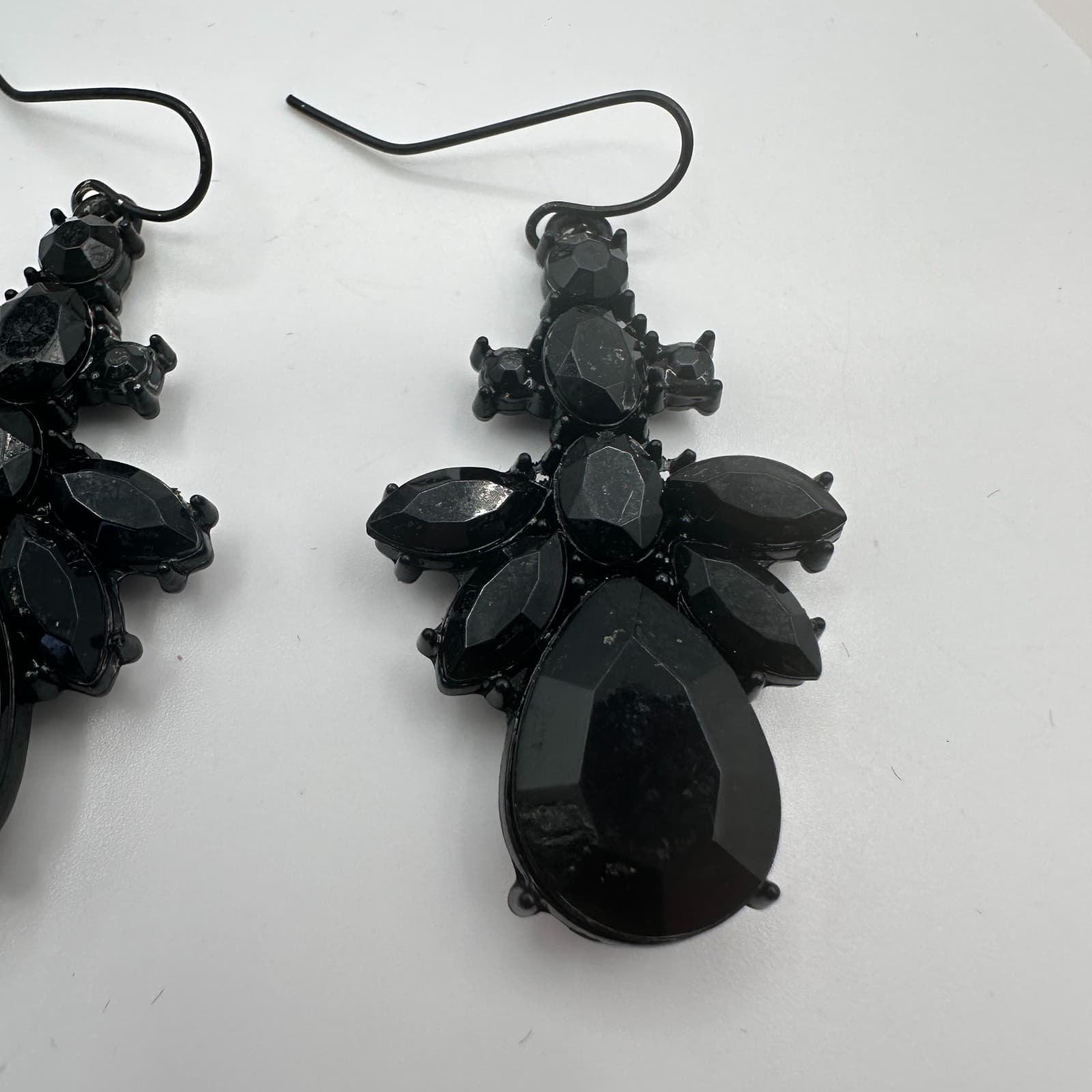 Vintage 90s Black Glass Stone Cluster Chandelier Earrings Statement Jewelry - Thumbnail 6