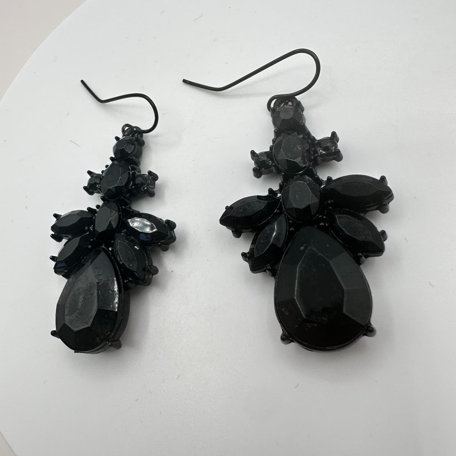 Vintage 90s Black Glass Stone Cluster Chandelier Earrings Statement Jewelry - Thumbnail 5