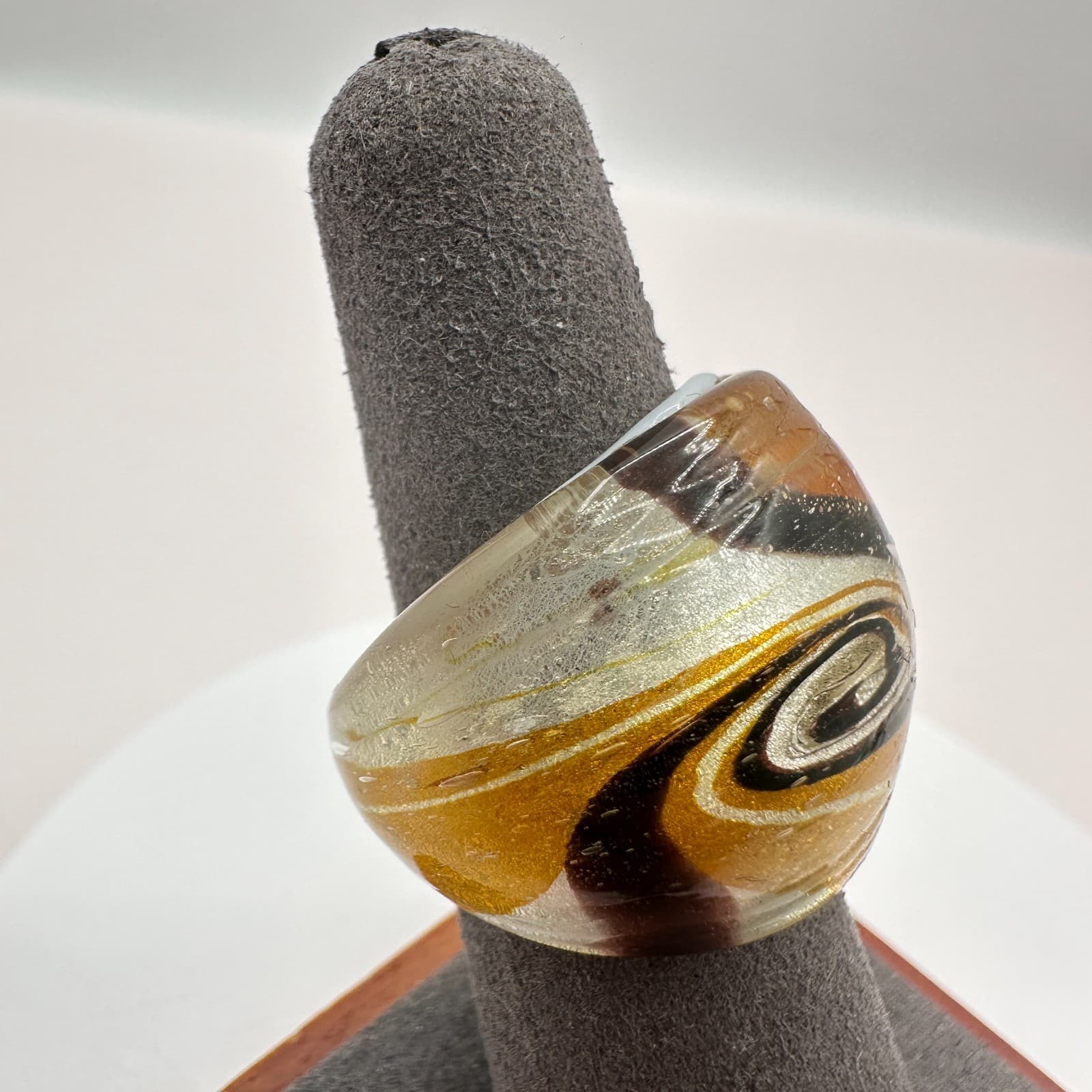 Vintage Y2K Polycrome Abstract Swirl Glass Statement Ring Size 7 Jewelry - Thumbnail 2