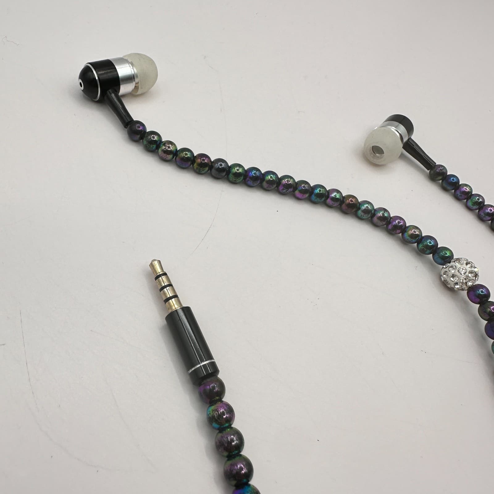 Vintage Y2K Black Iridescent Beaded Pearl Necklace Earphone 3.5mm In-Ear - Thumbnail 6