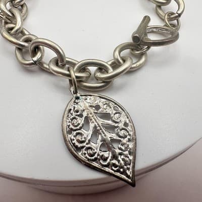Vintage 90s Silver Tone Filigree Charm Bracelet Nature Leaf Floral Boho Jewelry - Thumbnail 5