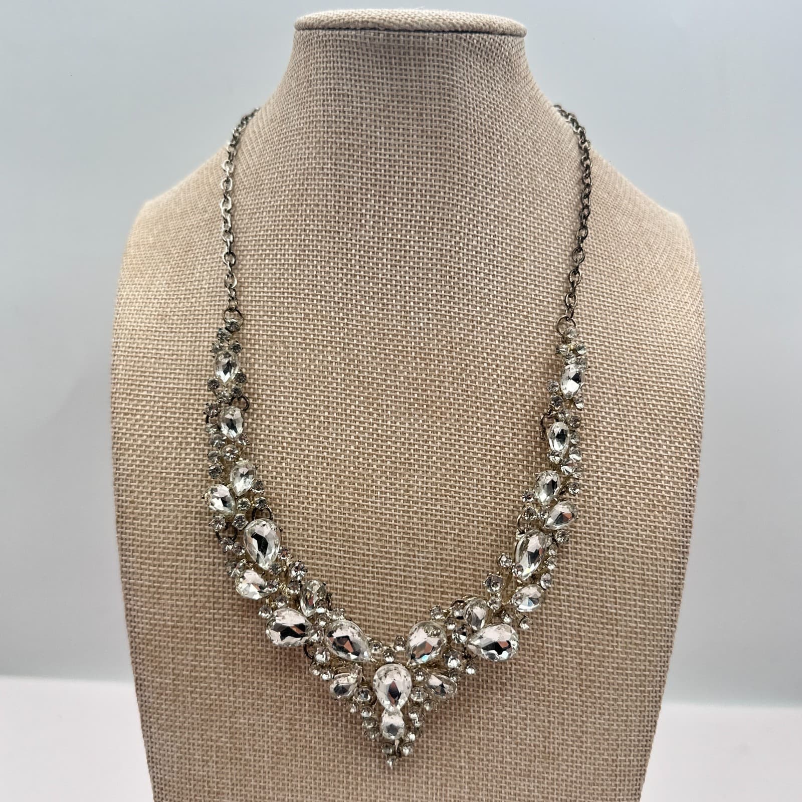 Vintage 90s Silver Tone Clear Glass Statement Necklace Cluster Bib Jewelry - Thumbnail 2