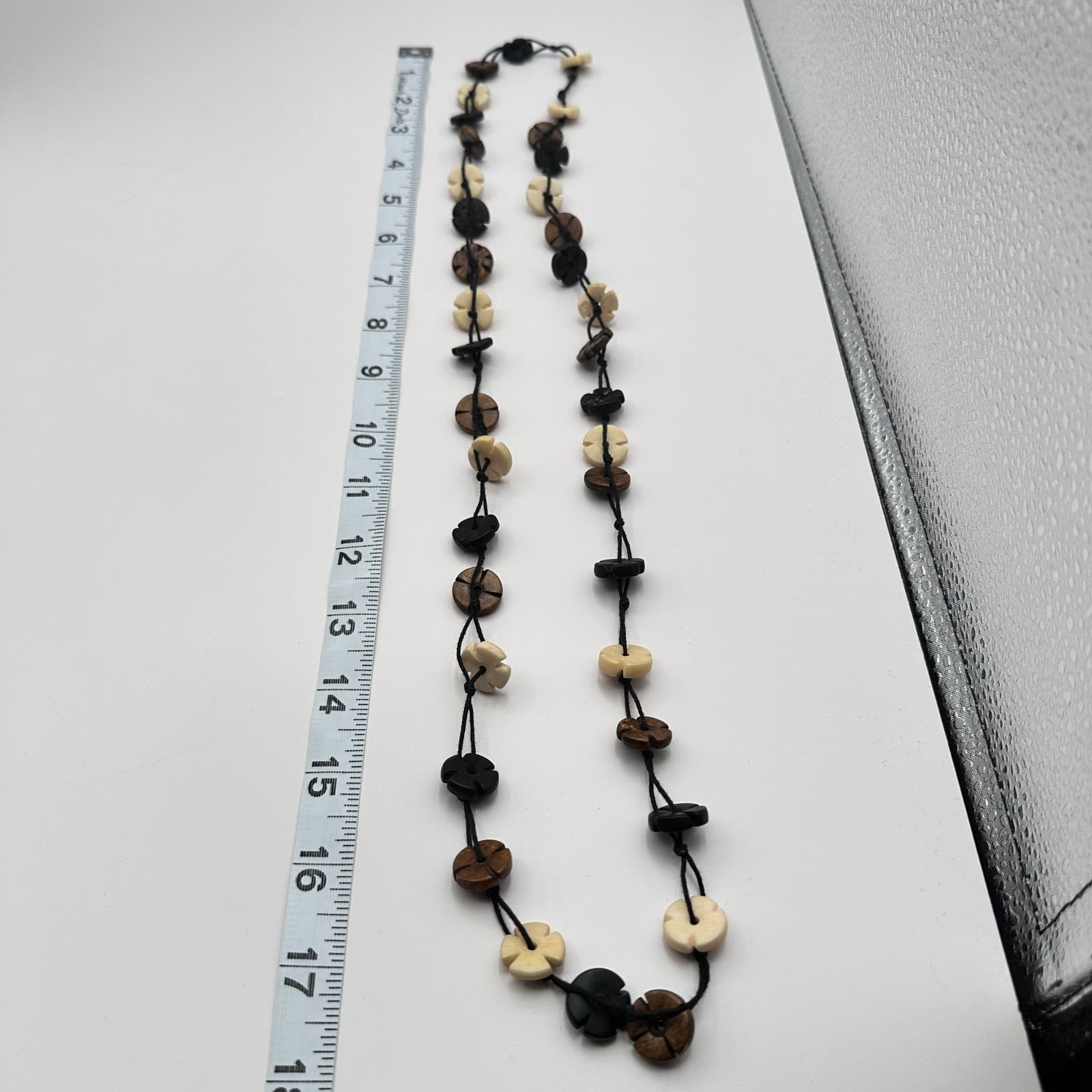 Vintage 90s Long Layered Wooden Flower Bead Necklace Boho Statement Jewelry - Thumbnail 8
