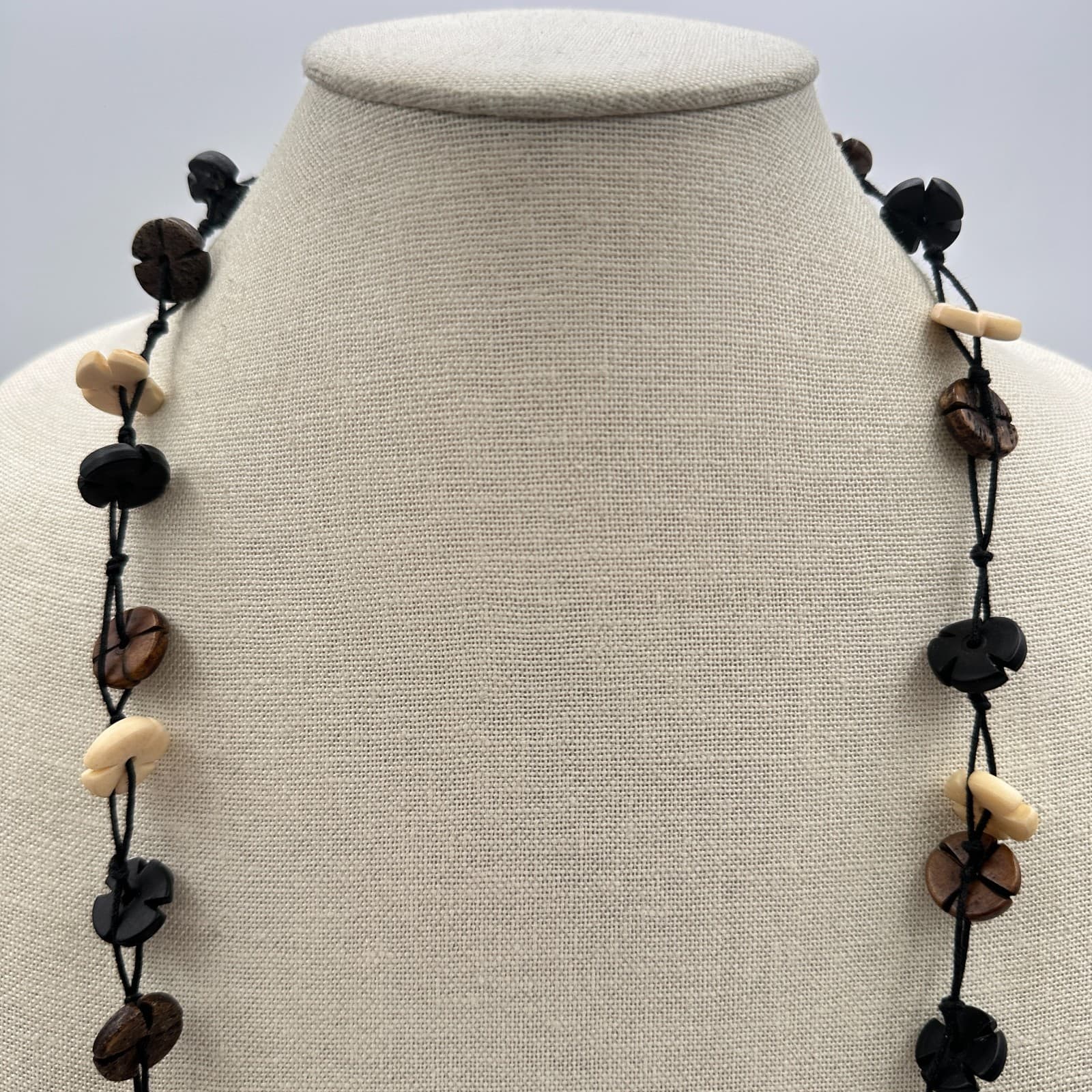 Vintage 90s Long Layered Wooden Flower Bead Necklace Boho Statement Jewelry - Thumbnail 3