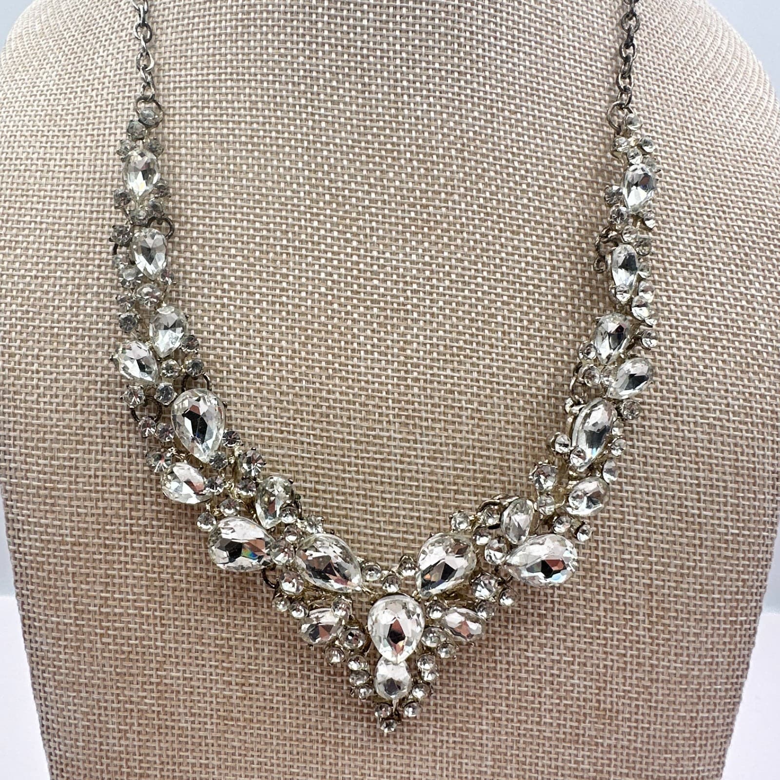 Vintage 90s Silver Tone Clear Glass Statement Necklace Cluster Bib Jewelry - Thumbnail 3