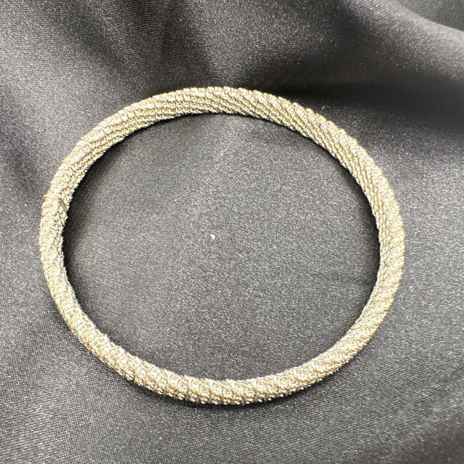 Vintage 80s Silver Tone Filigree Mesh Bangle Texture Articulate Bracelet Jewelry - Thumbnail 5