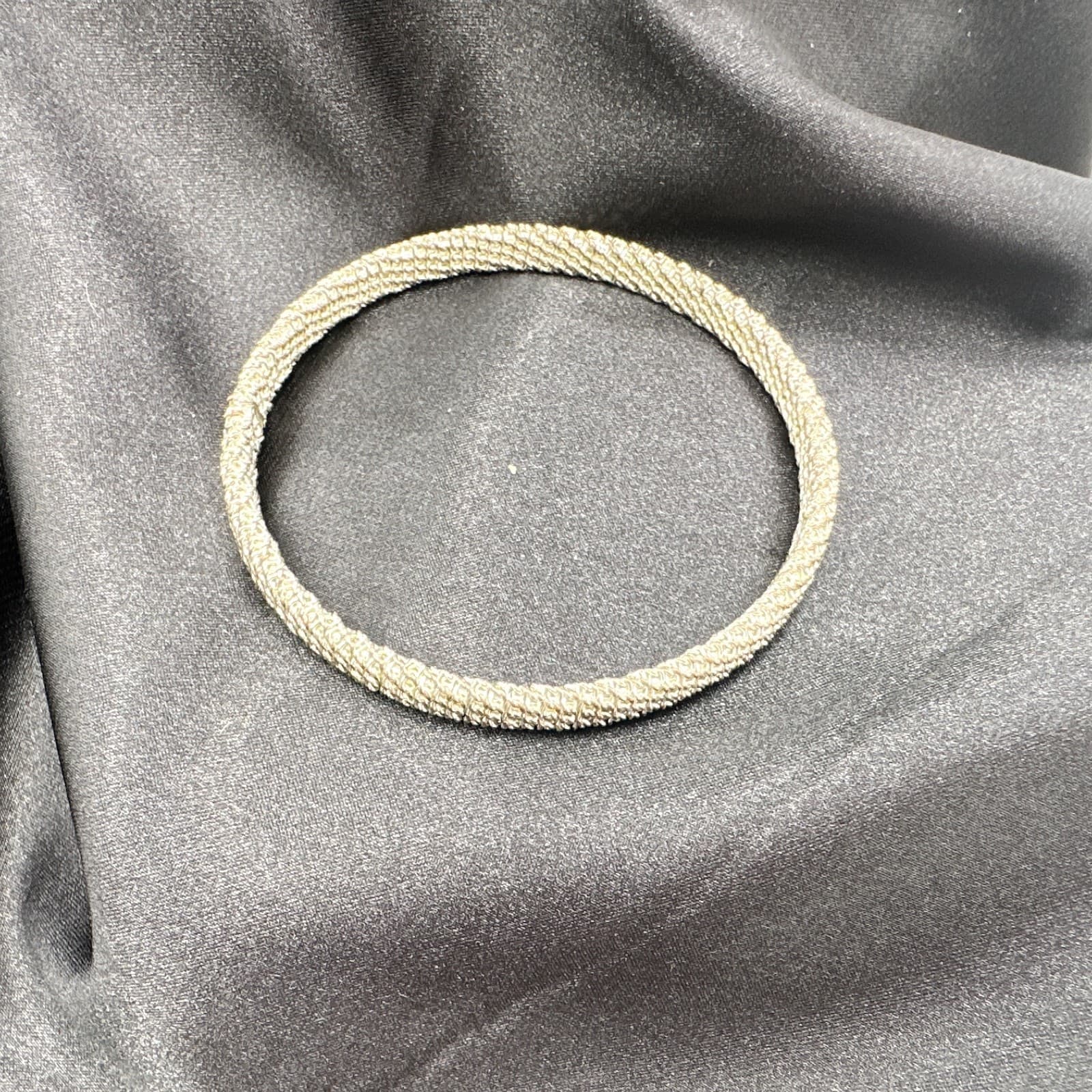 Vintage 80s Silver Tone Filigree Mesh Bangle Texture Articulate Bracelet Jewelry - Thumbnail 6
