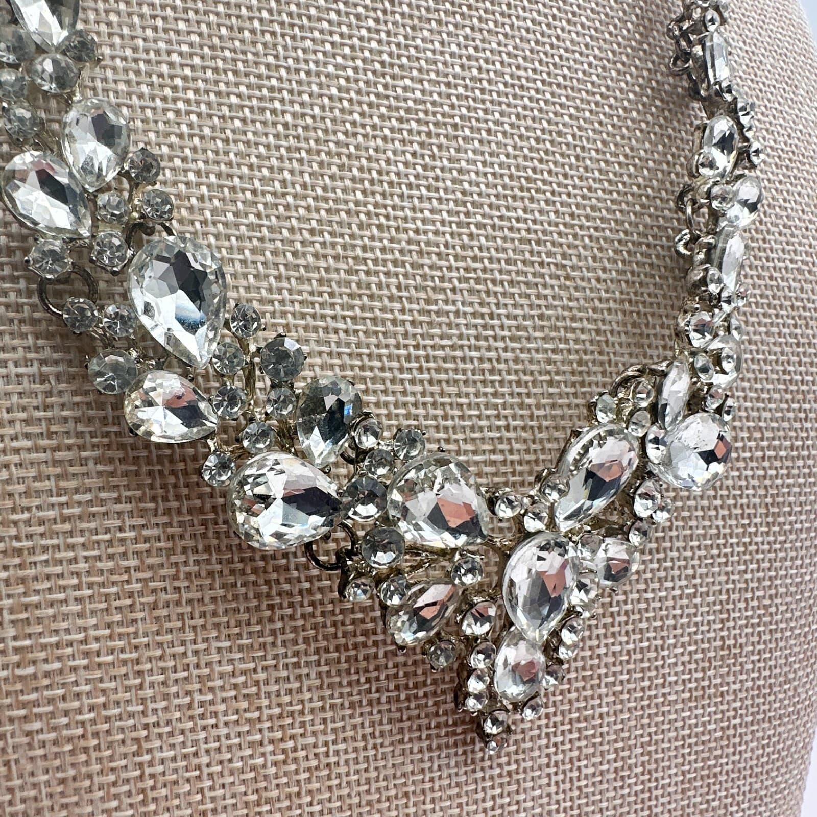 Vintage 90s Silver Tone Clear Glass Statement Necklace Cluster Bib Jewelry - Thumbnail 5