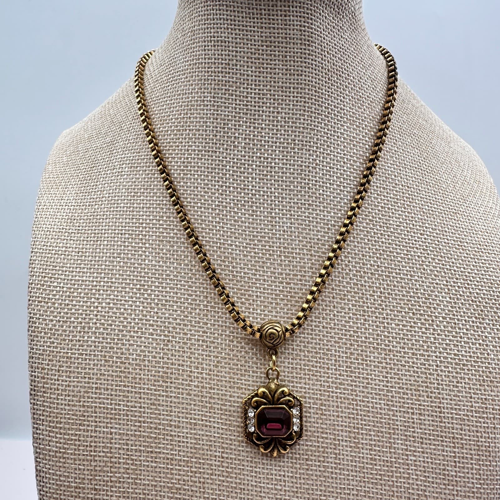 Vintage 90s GoldTone Purple Emerald Cut Glass Box Chain Necklace Fashion Jewelry - Thumbnail 6