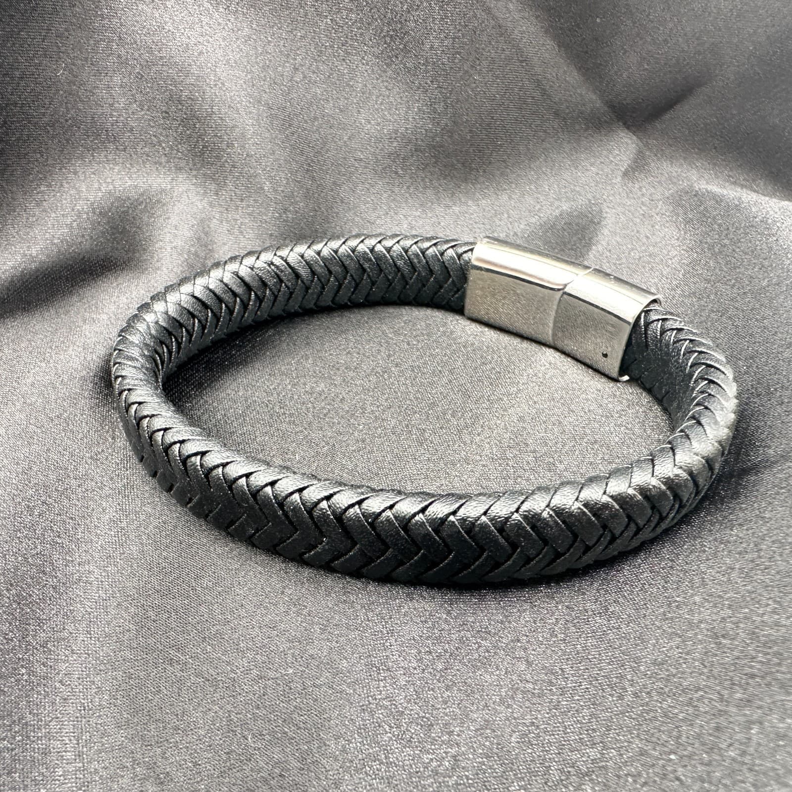 Vintage 90s Silver Tone Braided Black Leather Bracelet Unisex Classic Jewelry - Thumbnail 6