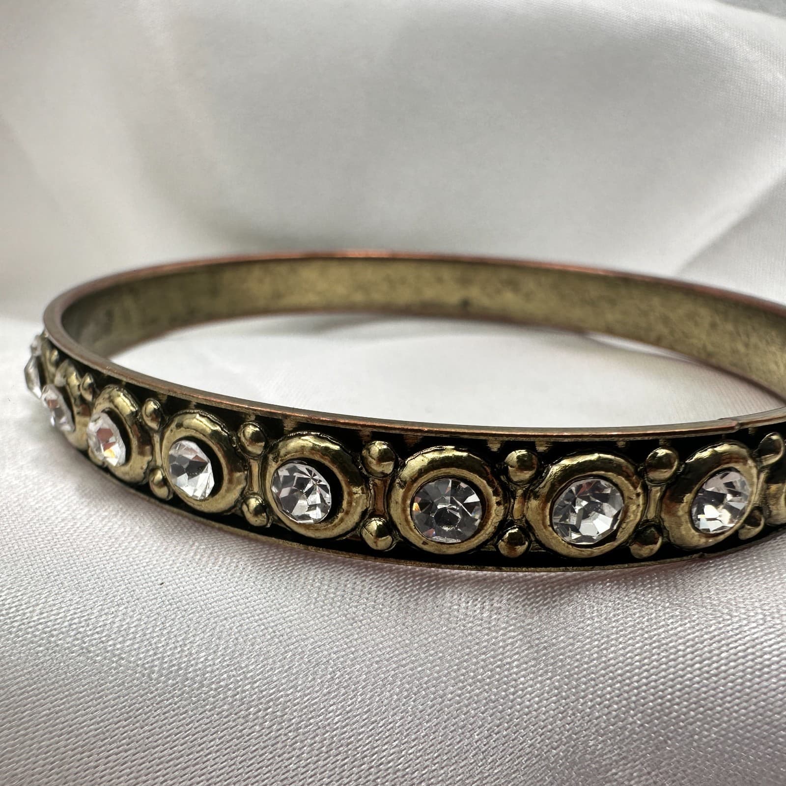 Vintage Y2K Gold Tone Clear Rhinestone Bracelet Women's Classic Fashion Jewelry - Thumbnail 3
