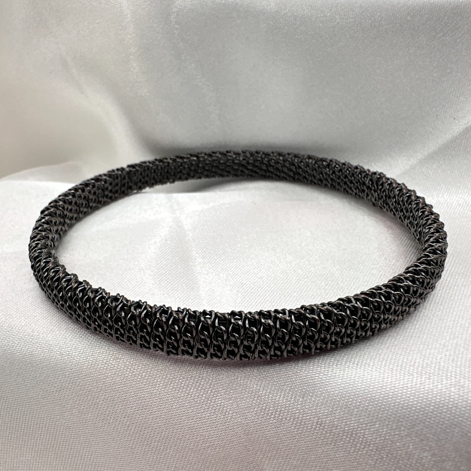 Vintage 80s Mesh Bangle Textured Woven Articulated Tubular Cuff Bracelet Jewelry - Thumbnail 3