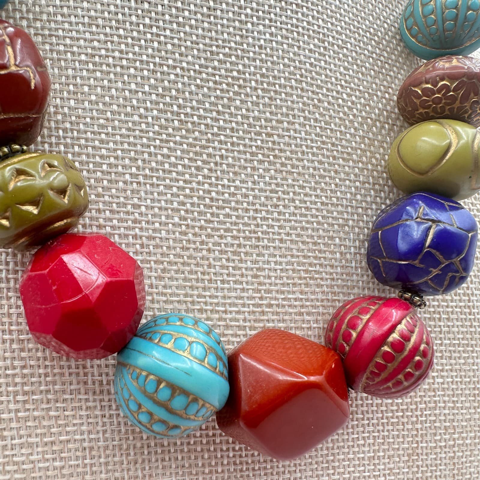 Vintage 80s Eclectic Chunky Resin Bead Necklace Bronze Lobster Clasp Jewelry - Thumbnail 7