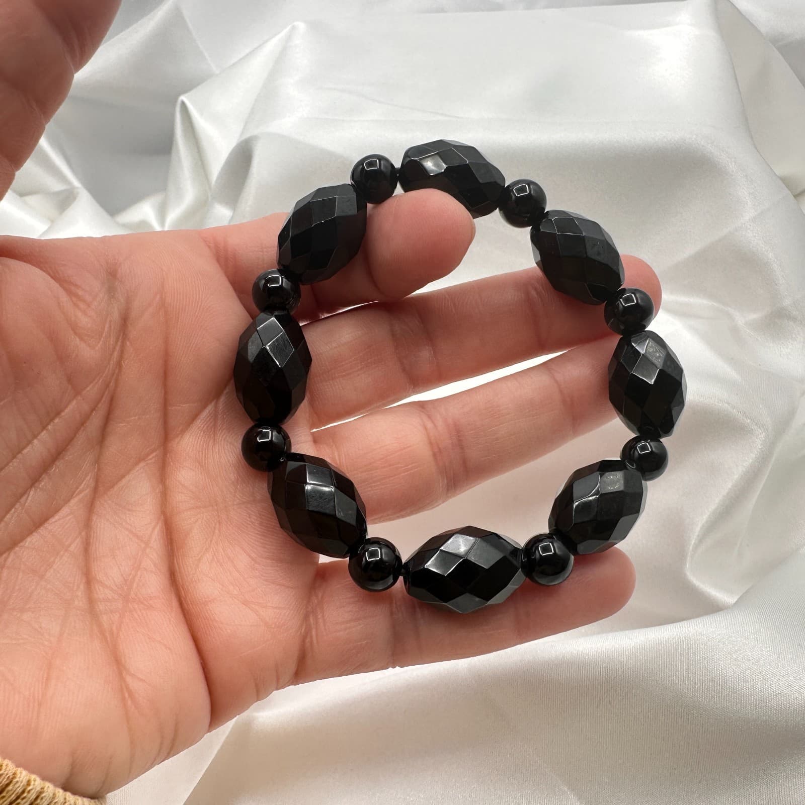Vintage Y2K Black Faceted Glass Beaded Stretch Bracelet Classic Jewelry - Thumbnail 7