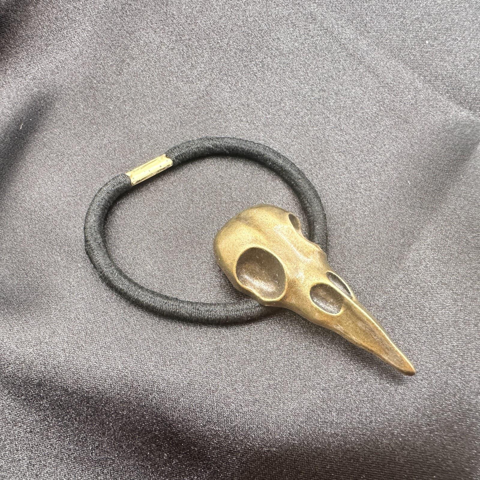 Vintage Y2K Bronze Tone Crow Skull Up Elastic Hair Band Halloween Hair Accessory - Thumbnail 6