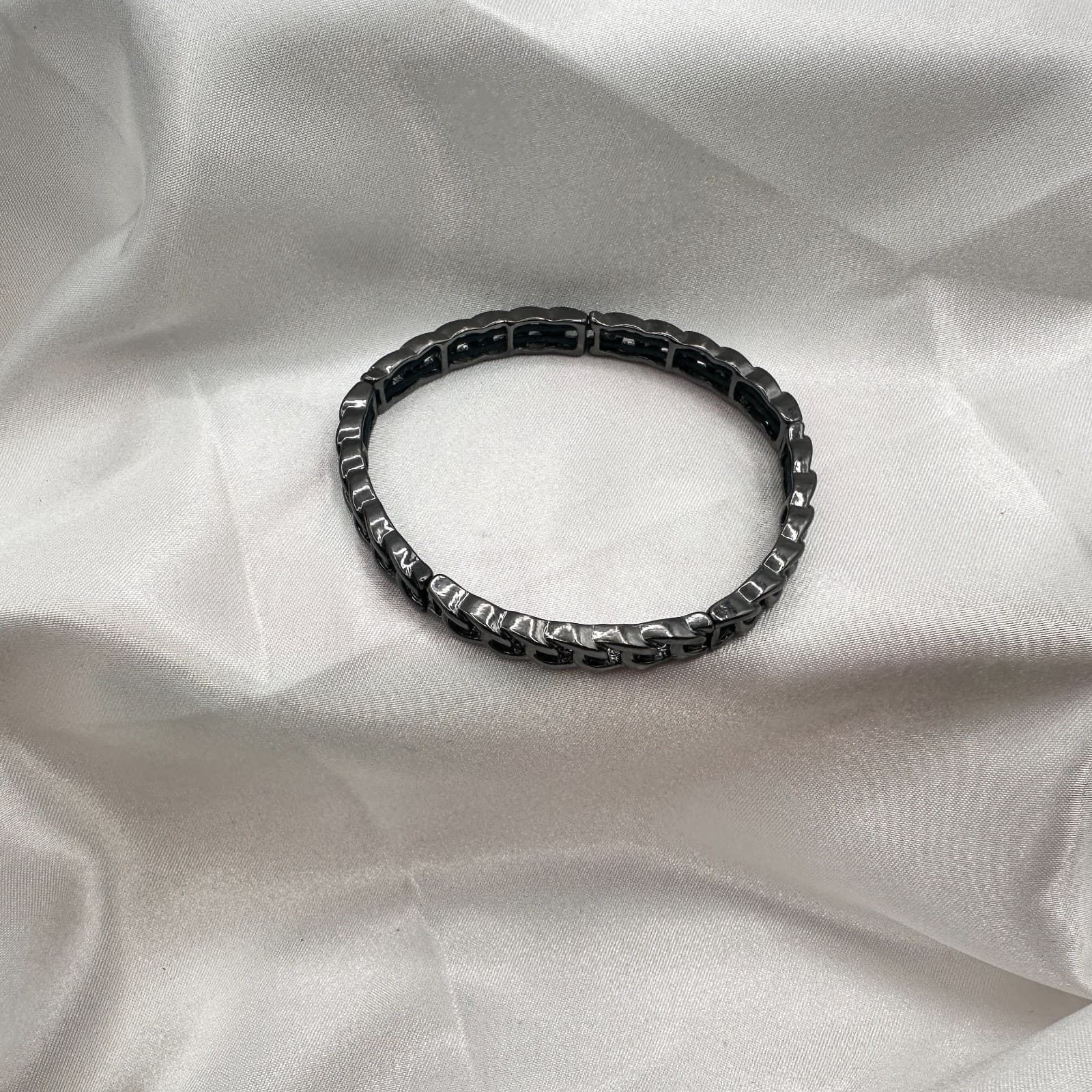 Vintage Y2K Gunmetal Curb Link Stretch Bracelet Classic Clubwear Jewelry - Thumbnail 5