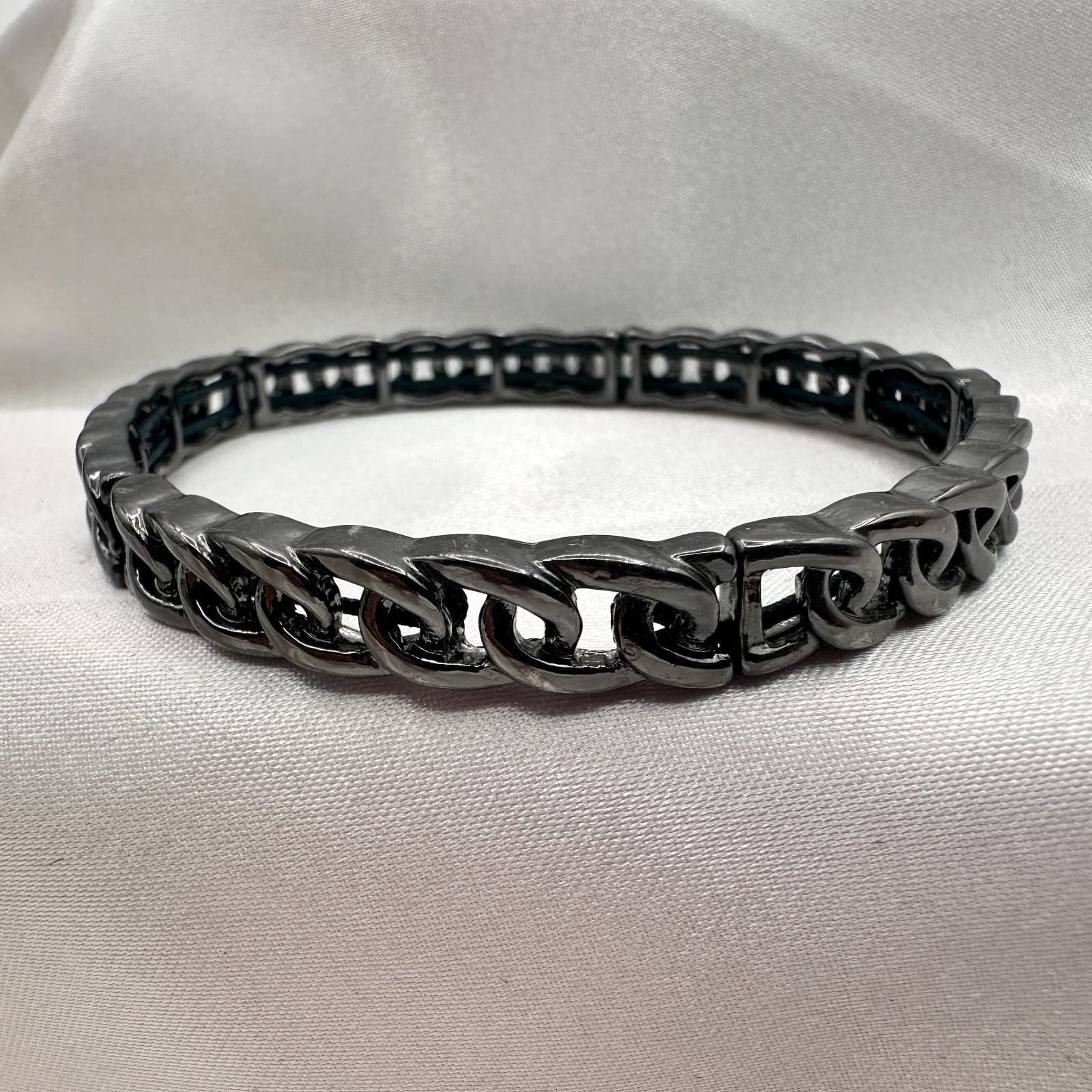 Vintage Y2K Gunmetal Curb Link Stretch Bracelet Classic Clubwear Jewelry - Thumbnail 3