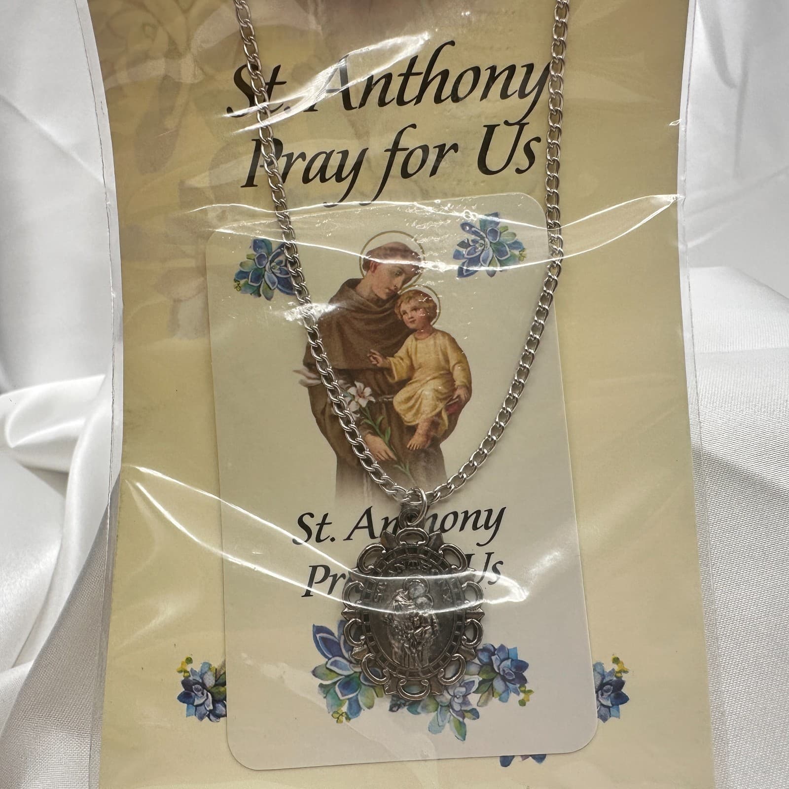 Vintage 90s St. Anthony Religious Medal Necklace Silver Tone Catholic Prayer - Thumbnail 4