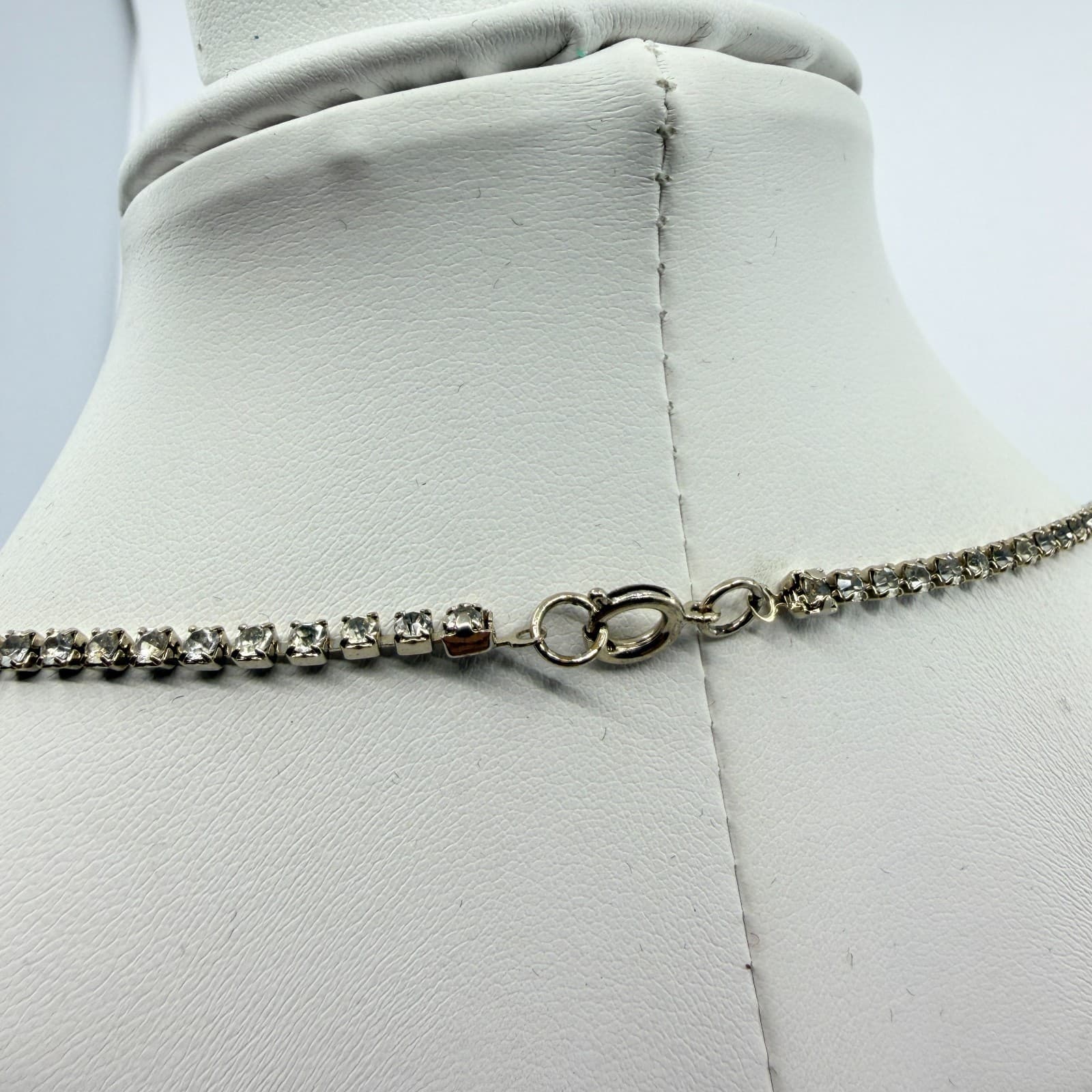 Vintage Clear Rhinestone Necklace Silver Tone Tiered V Shape Bib Statement Bold - Thumbnail 7