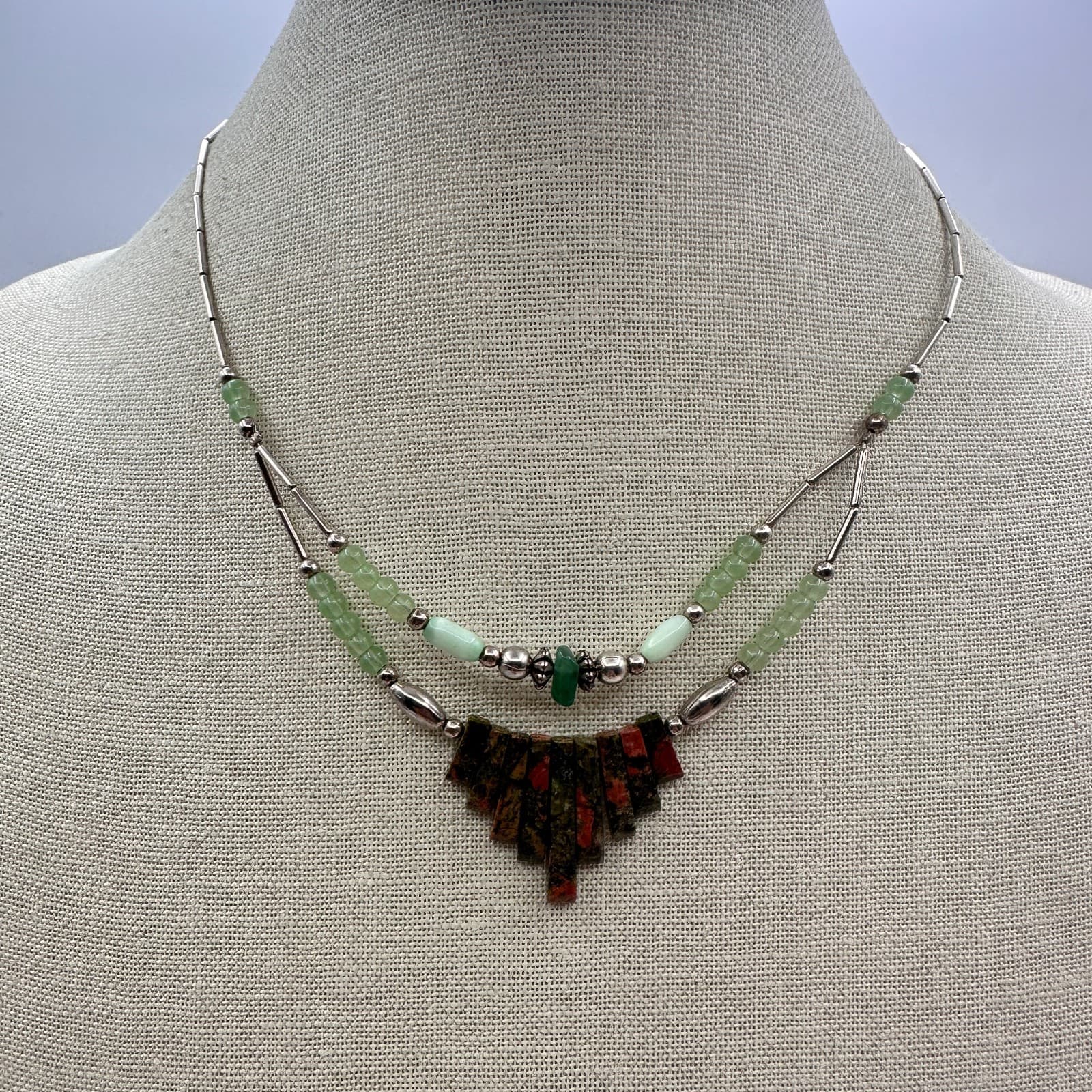 Vintage 80s Silver Tone Southwestern Unakite Green Aventurine Beaded Necklace - Thumbnail 2