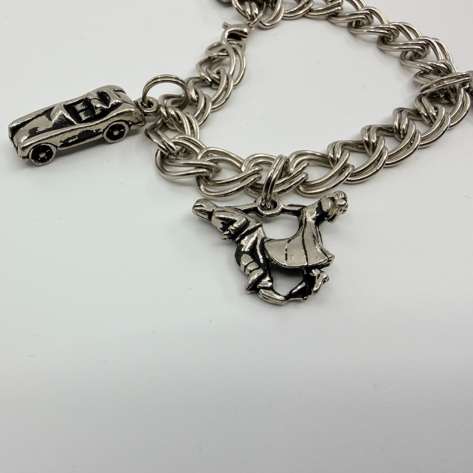 Vintage Silver Tone Multi Charm Bracelet Camera Shoe Car Dancing Couple Retro - Thumbnail 4