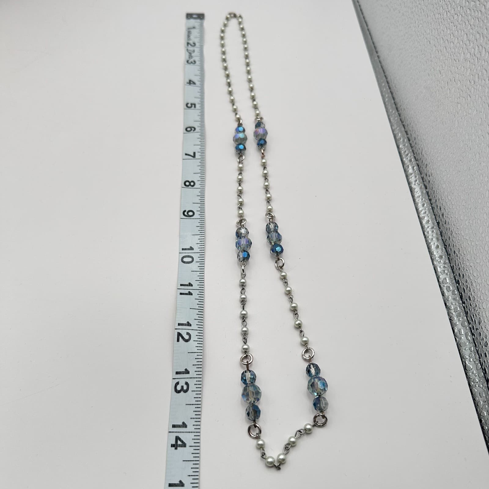 Vintage Y2K White Faux Pearl Blue Glass Beaded Necklace Silver Tone Jewelry - Thumbnail 7