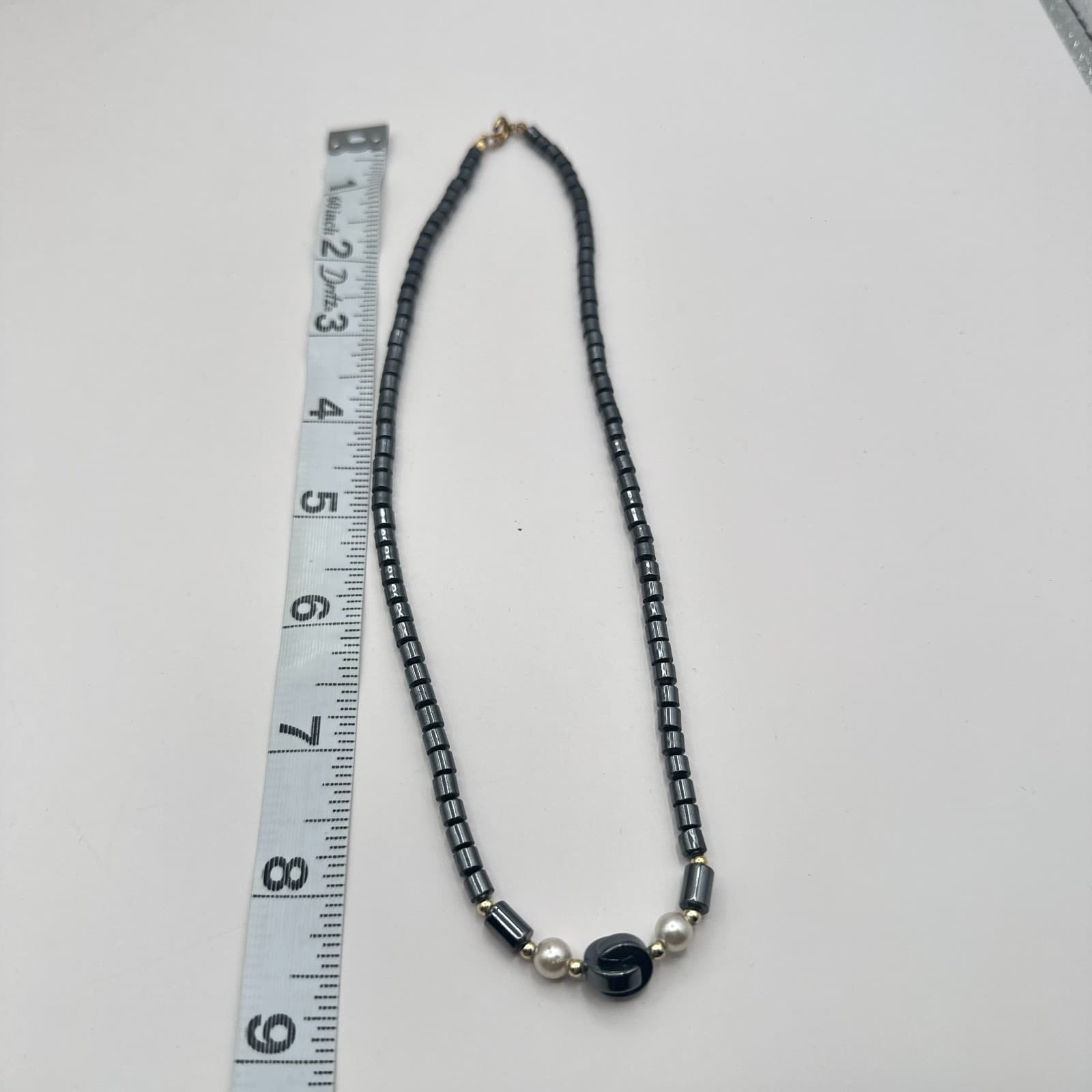 Vintage Y2K Gold Tone Hematite Beaded Necklace Faux Pearl Women's Jewelry - Thumbnail 9