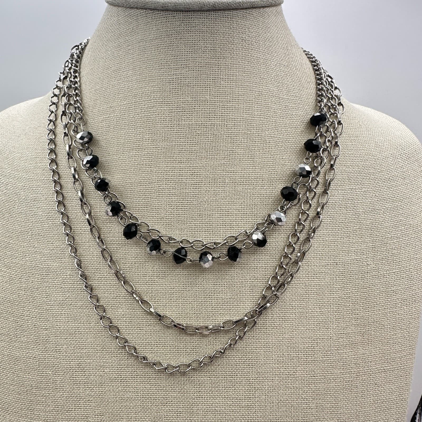 Vintage Y2K Silver Tone Layered Chain Beaded Necklace Women's Classic Jewelry