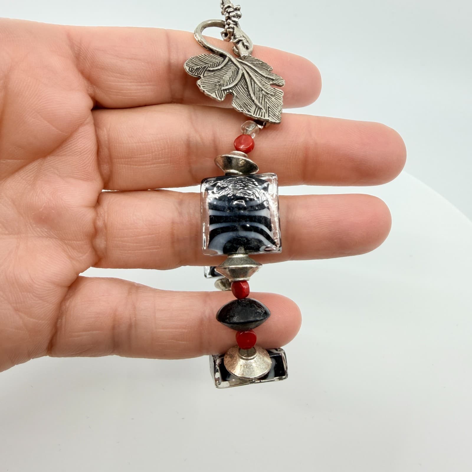 Vintage Silver Tone Black White Zebra Glass Strand Bracelet Toggle Clasp Boho - Thumbnail 7