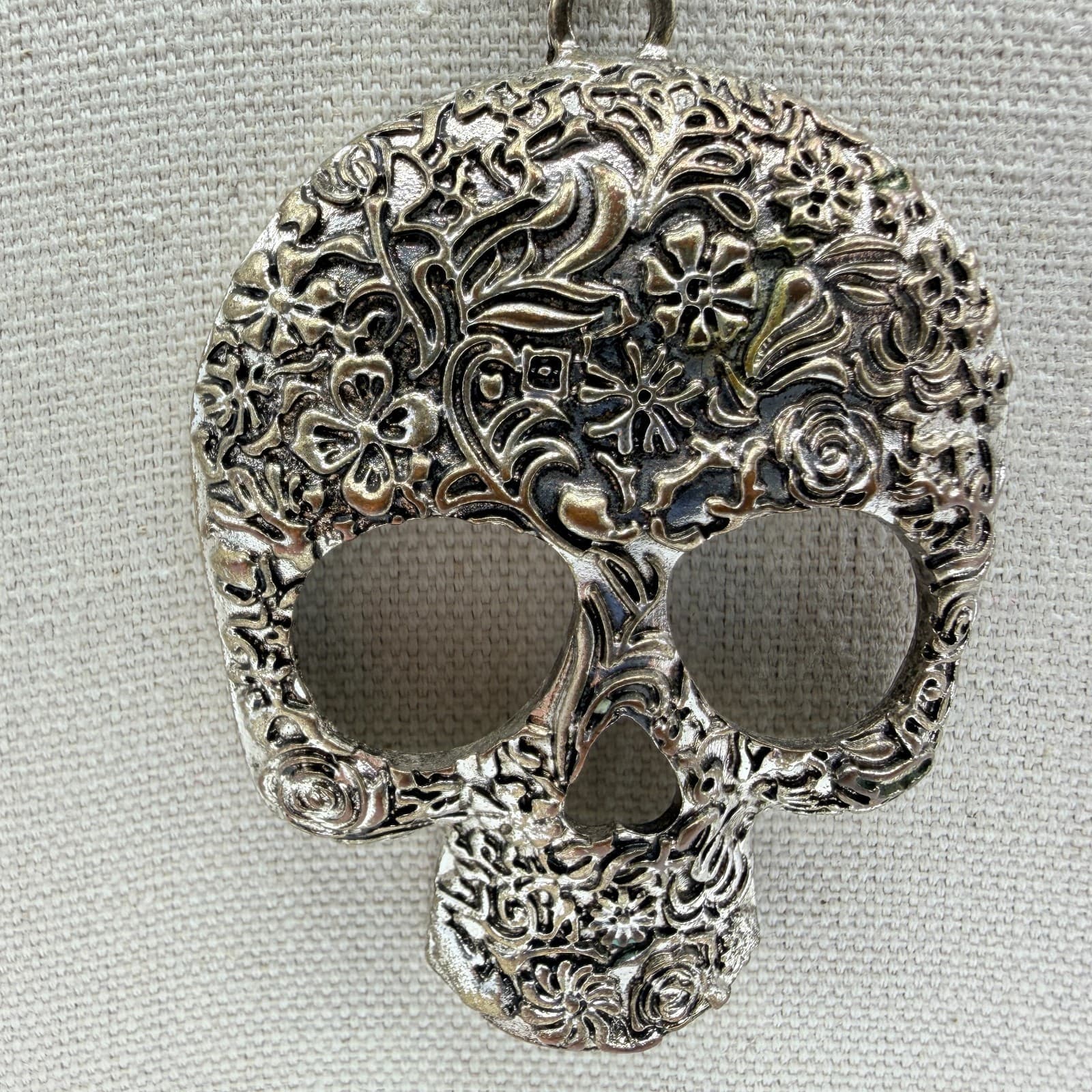 Vintage Silver Tone Large Sugar Skull Pendant Necklace Boho Goth Statement 90s - Thumbnail 4