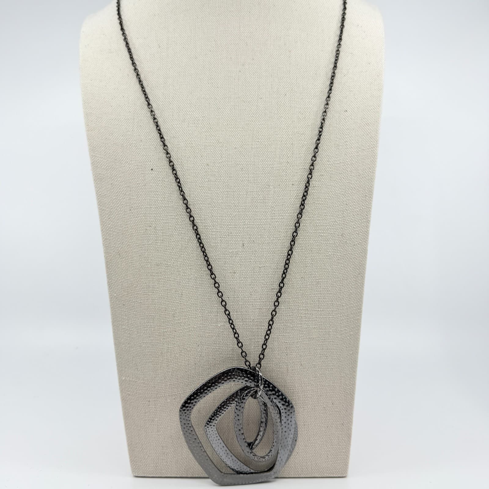 Vintage Black Gunmetal Long Pendant Necklace Hammered Geometric Open Hoop Boho - Thumbnail 5