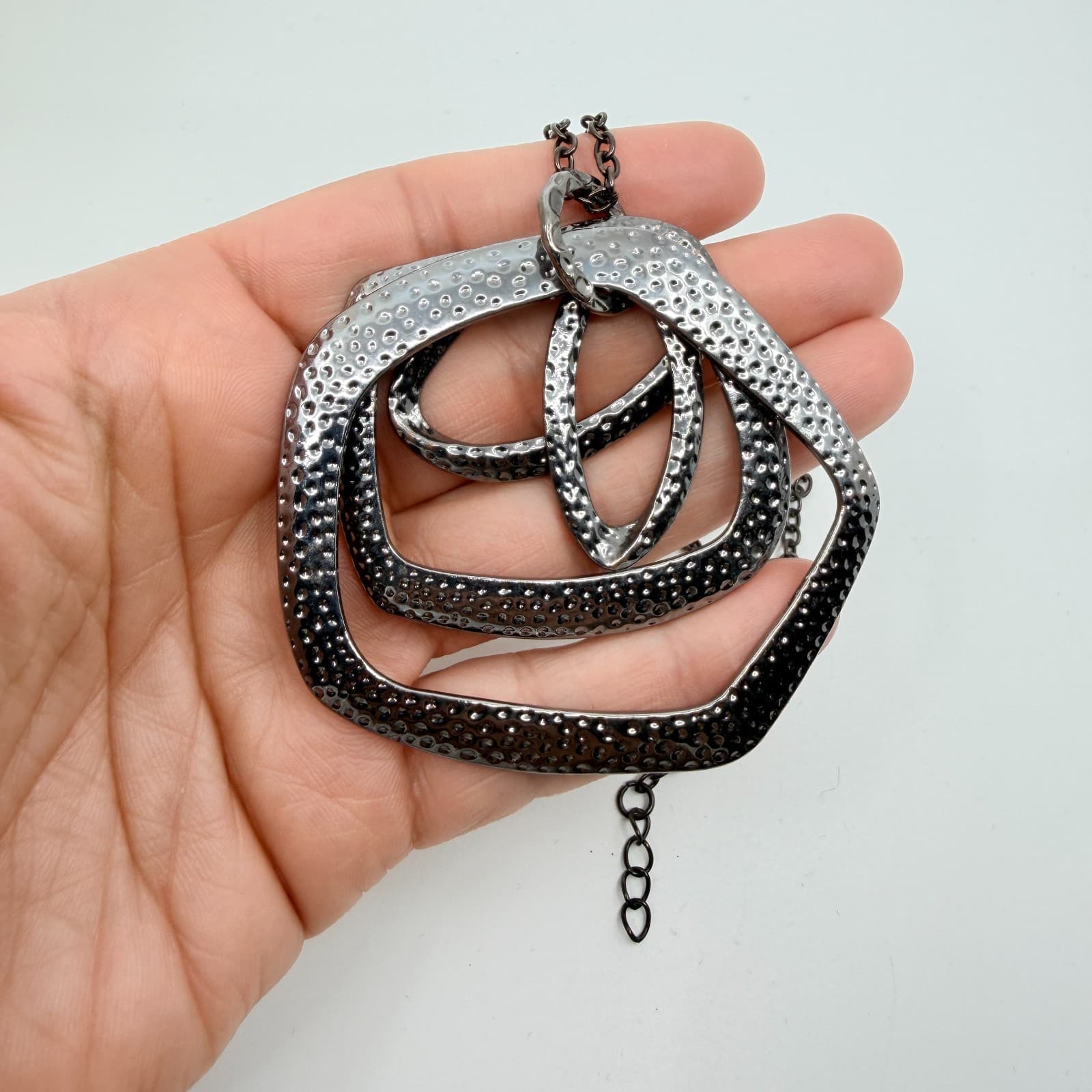 Vintage Black Gunmetal Long Pendant Necklace Hammered Geometric Open Hoop Boho - Thumbnail 6