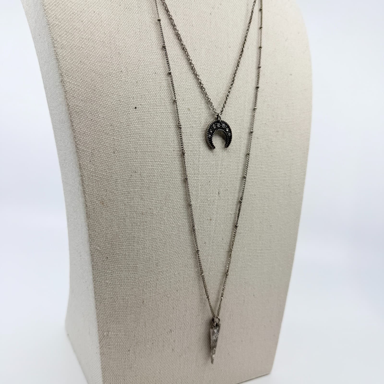 Vintage Silver Tone Layered Choker Necklace Crescent Moon Arrowhead Blue Ribbon - Thumbnail 7
