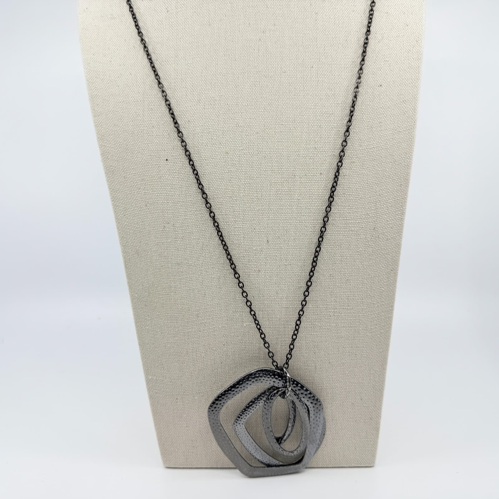 Vintage Black Gunmetal Long Pendant Necklace Hammered Geometric Open Hoop Boho - Thumbnail 3