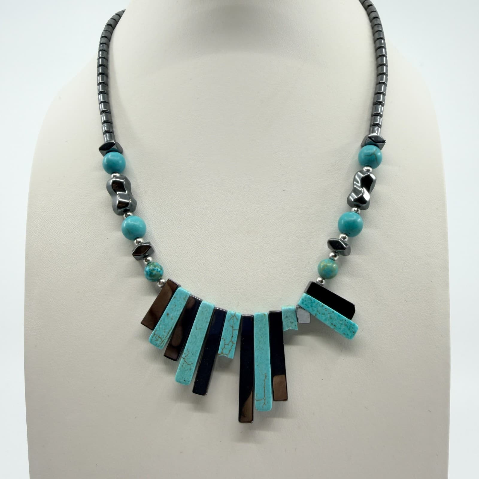 Vintage Southwestern Piano Key Necklace Turquoise Tone Hematite Bar Statement - Thumbnail 4